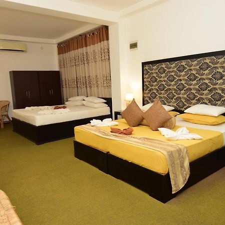 L&D Stay Inn ヒッカドゥワ エクステリア 写真